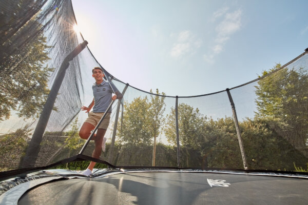 Trampoline am günstigsten kaufen - Tipps - Trampolin mit Sicherheitseingang - trampolin-profi.de