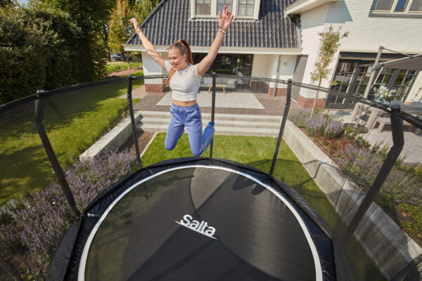Hoch hinaus geht´s wenn das Springergewicht zum Trampolin stimmt - Häufige Fragen zu Outdoortrampolinen - trampolin-profi.de RATGEBER