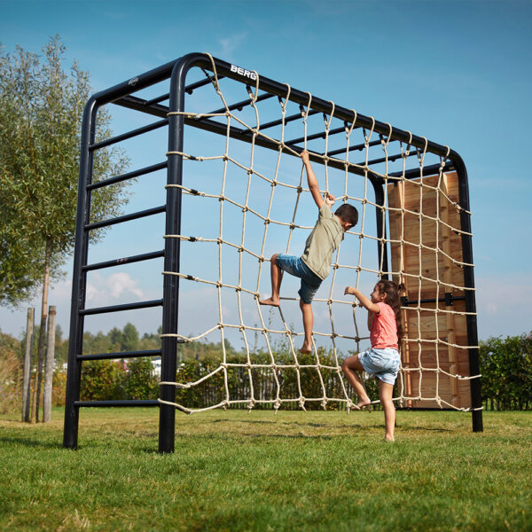 Kinderturnen und Akrobatik - machen Sie Ihren Garten zum Sportplatz - RATGEBER trampolin-profi.de