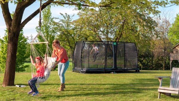 Trampolin Pflege für lange Freude am Spielgerät - trampolin-profi.de RATGEBER