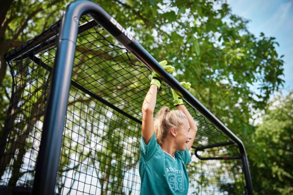 Fußball - ein toller Sport für Jungen und Mädchen - Ratgeber trampolin-profi.de