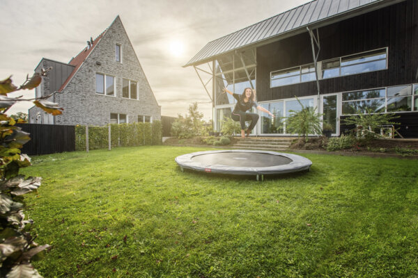Trampolin Übungen im Herbst sind eine gute Idee für die Gesundheit - Ratgeber trampolin-profi.de