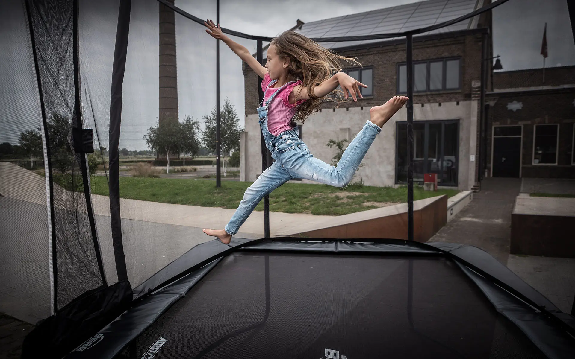 Fitness ist wichtig: jetzt ein Trampolin im Garten kaufen - Beratung trampolin-profi.de